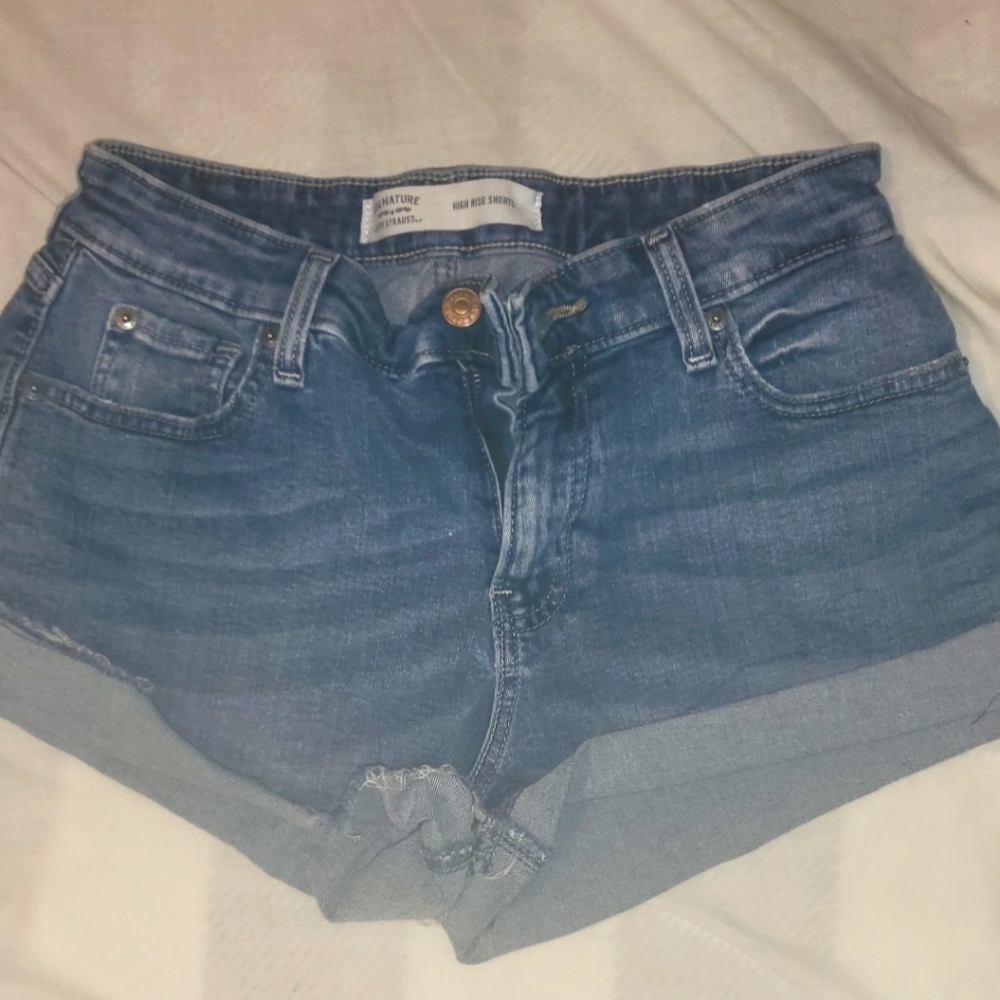Jean short shorts